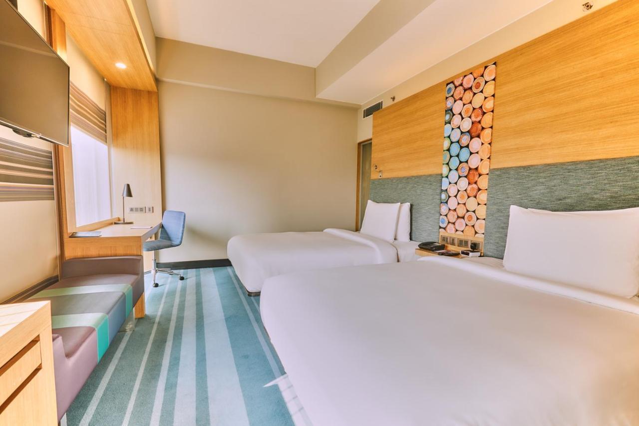 Aloft New Delhi Aerocity Ngoại thất bức ảnh A room at the hotel