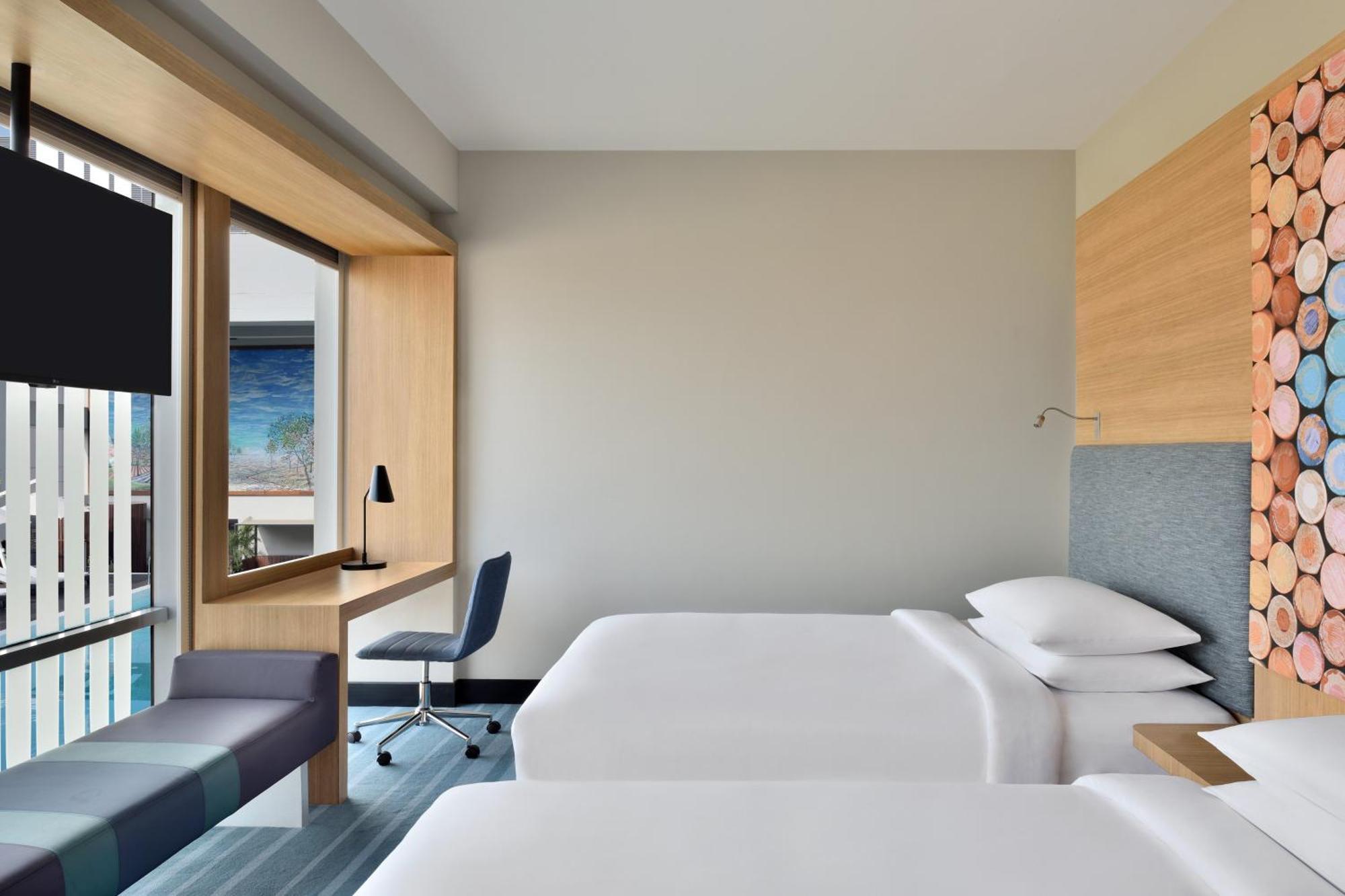 Aloft New Delhi Aerocity Ngoại thất bức ảnh A guest room at the hotel