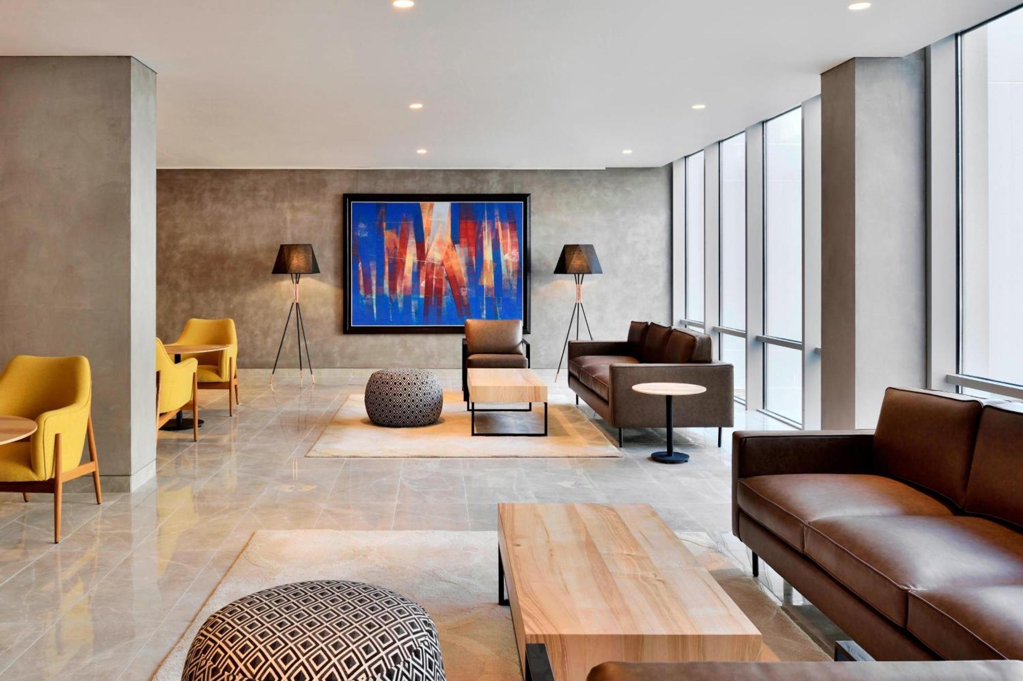 Aloft New Delhi Aerocity Ngoại thất bức ảnh The lobby of the hotel