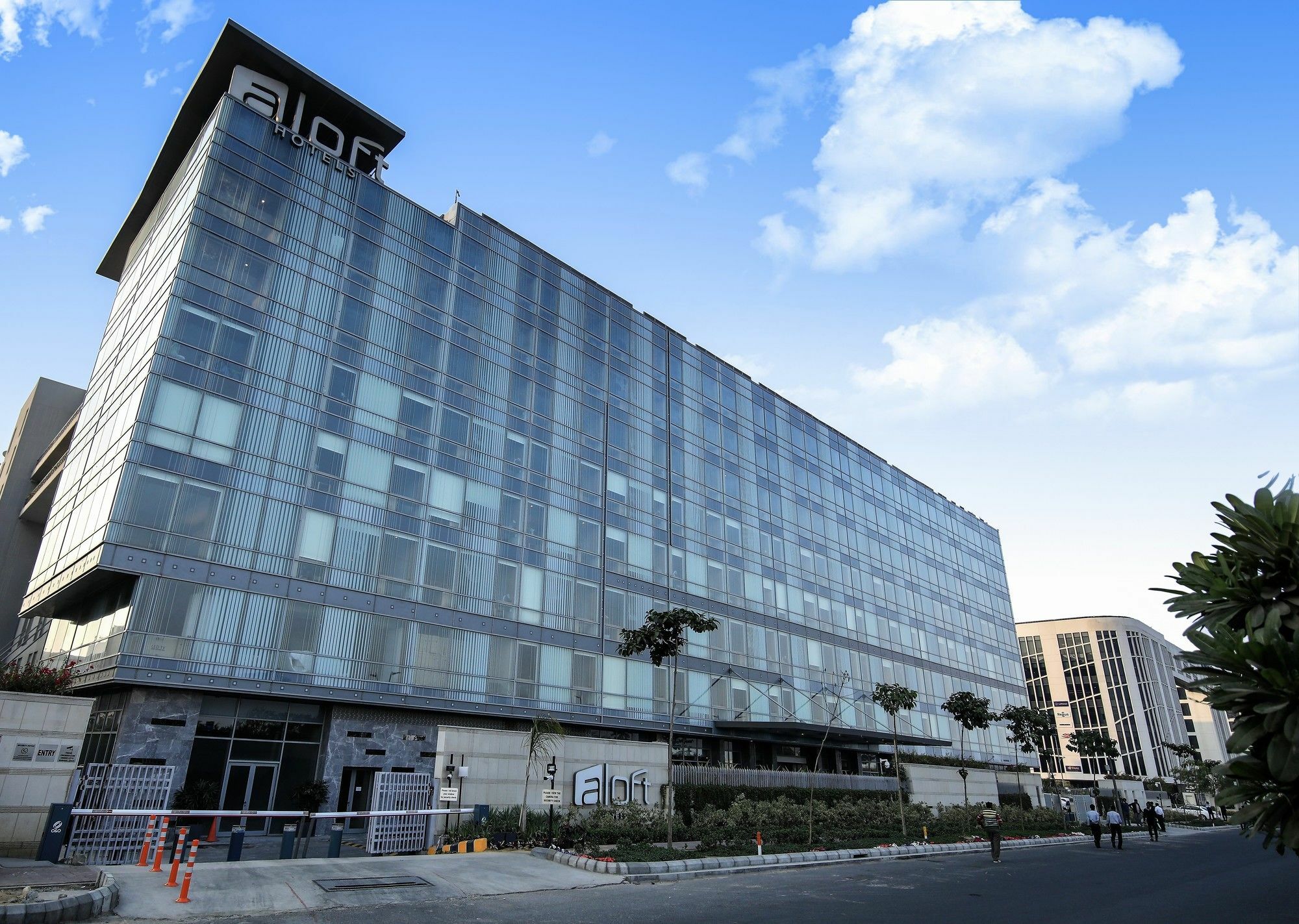 Aloft New Delhi Aerocity Ngoại thất bức ảnh Aloft Athens